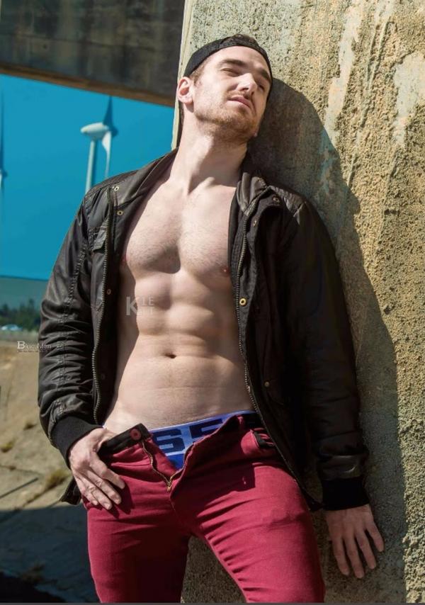 Whoseman-5-補教型男外師-Maxime